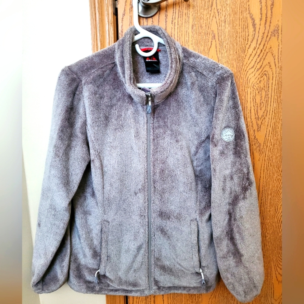Gerry medium gray taupe fleece zip-up.